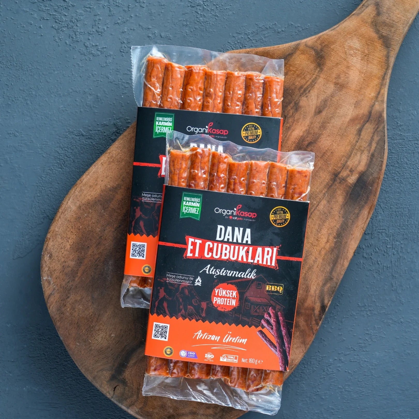 Füme Atıştırmalık Et Çubukları Çıtır Sosis